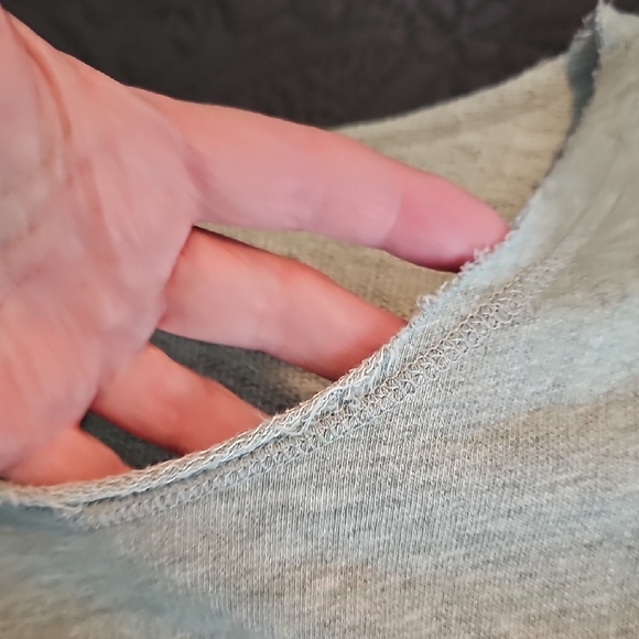 NWOT POL Size Small Gray Lace Trim Women's Top - Picture 4 of 8